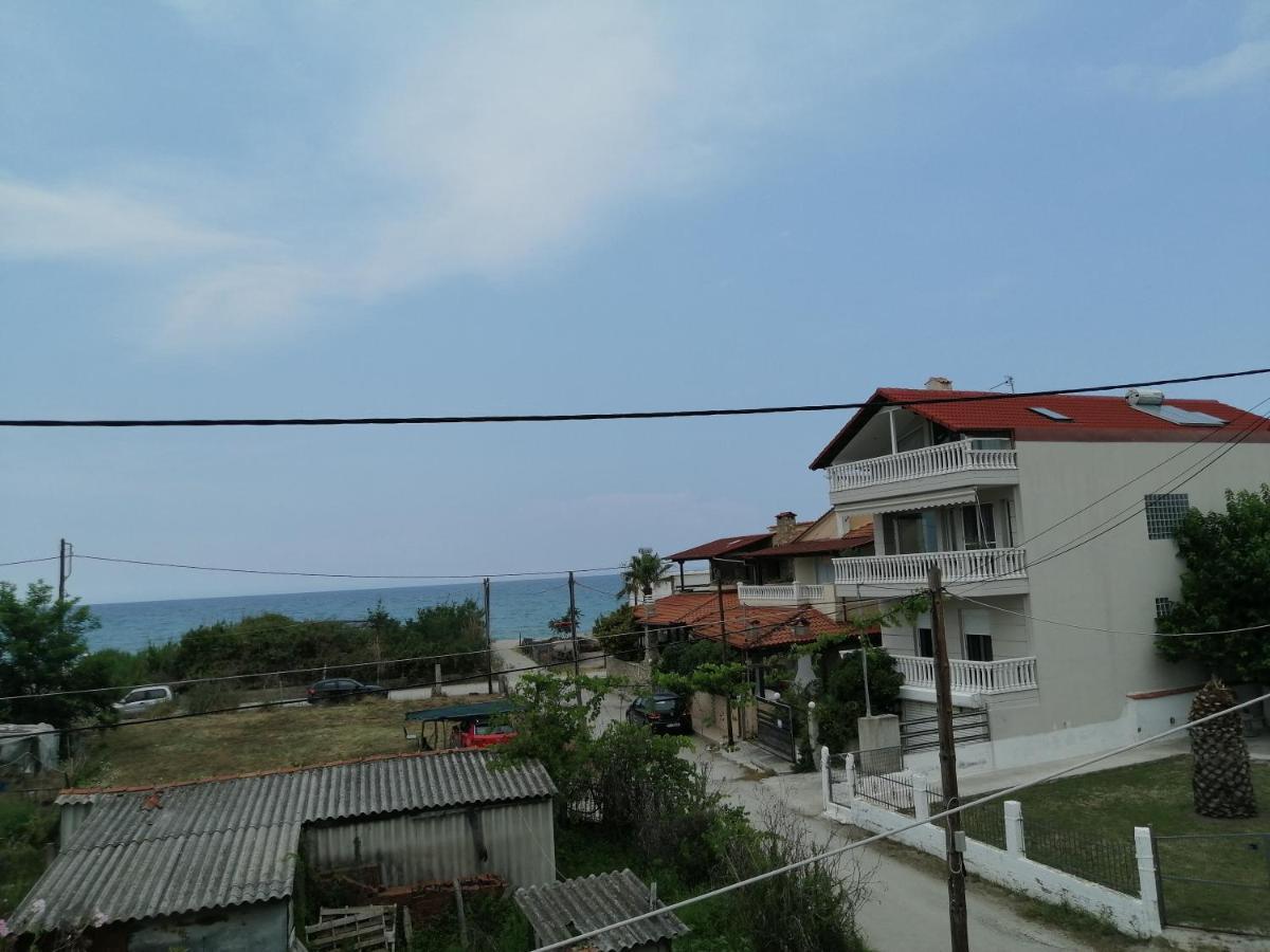 Aparthotel Ο Ακλόνητος Néa Meságkala Exterior foto