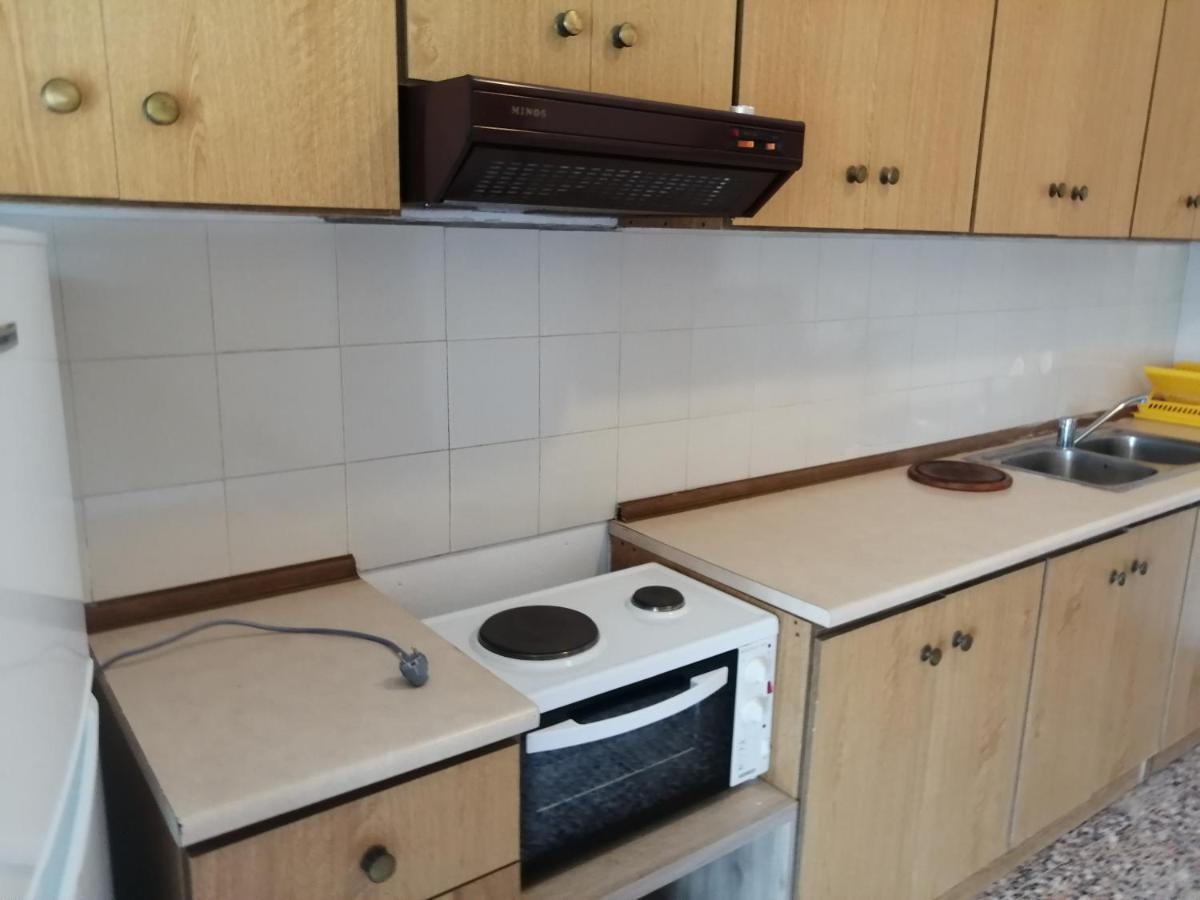 Aparthotel Ο Ακλόνητος Néa Meságkala Exterior foto